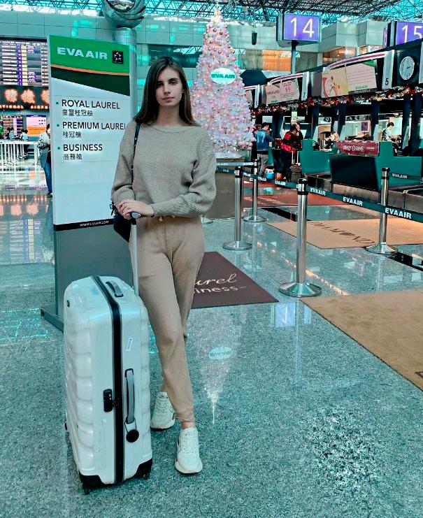 Ukrainian actress allegedly detained at Malaysian Airport for not matching passport photo Ukrainian actress allegedly detained at Malaysian Airport for not matching passport photo