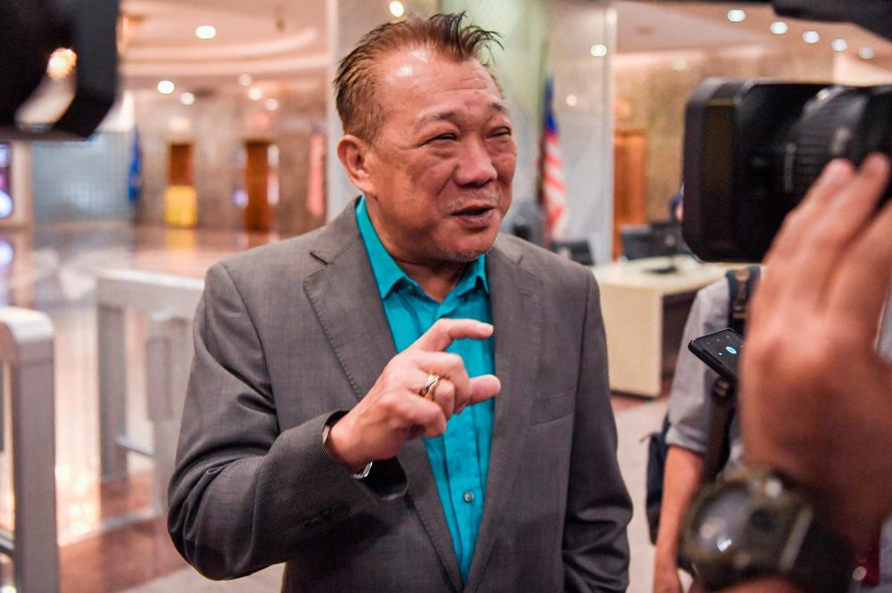 Umno Sabah belum buat usul mengenai kes lima ADUN sokong Hajiji: Bung Moktar