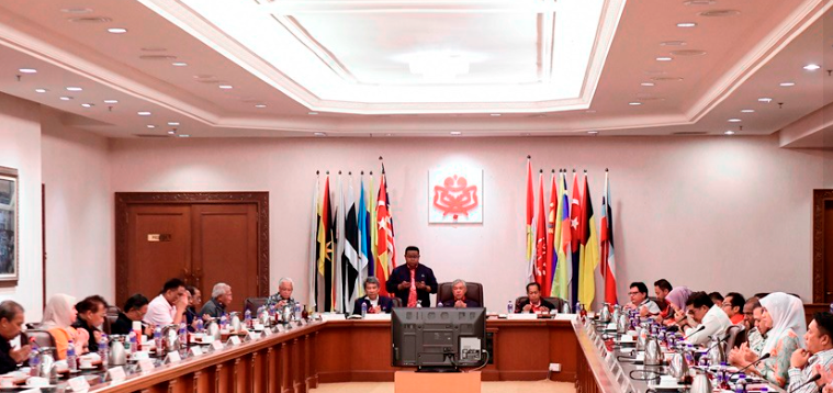 Umno Supreme Council members were free to air views in Wednesday’s meeting: Ahmad Maslan Umno Supreme Council members were free to air views in Wednesday’s meeting: Ahmad Maslan
