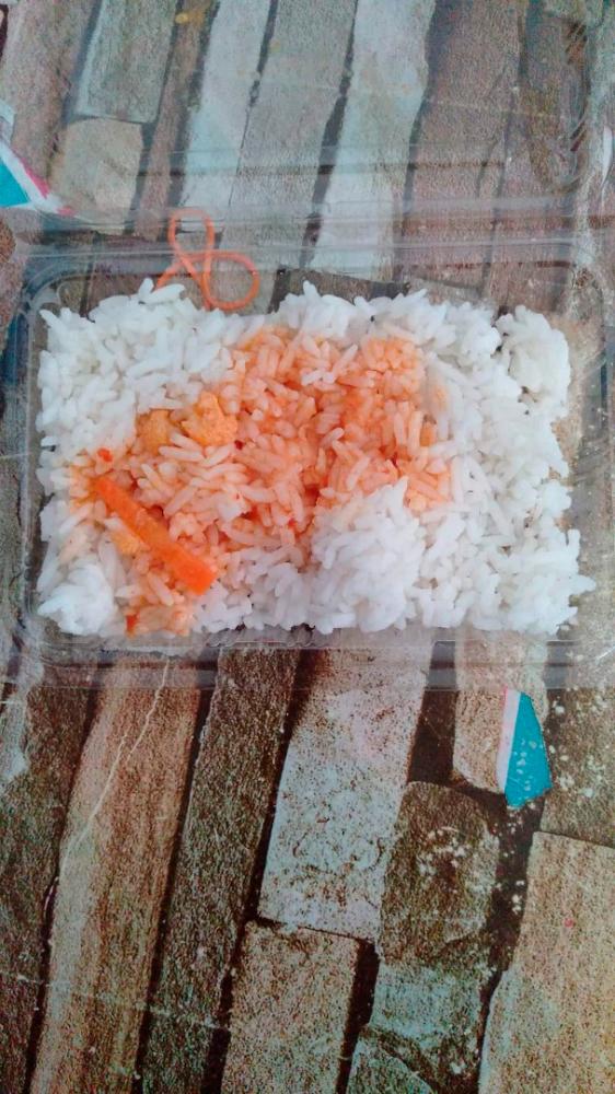 Viral picture of RMT food not the meal prepared for recipients Viral picture of RMT food not the meal prepared for recipients