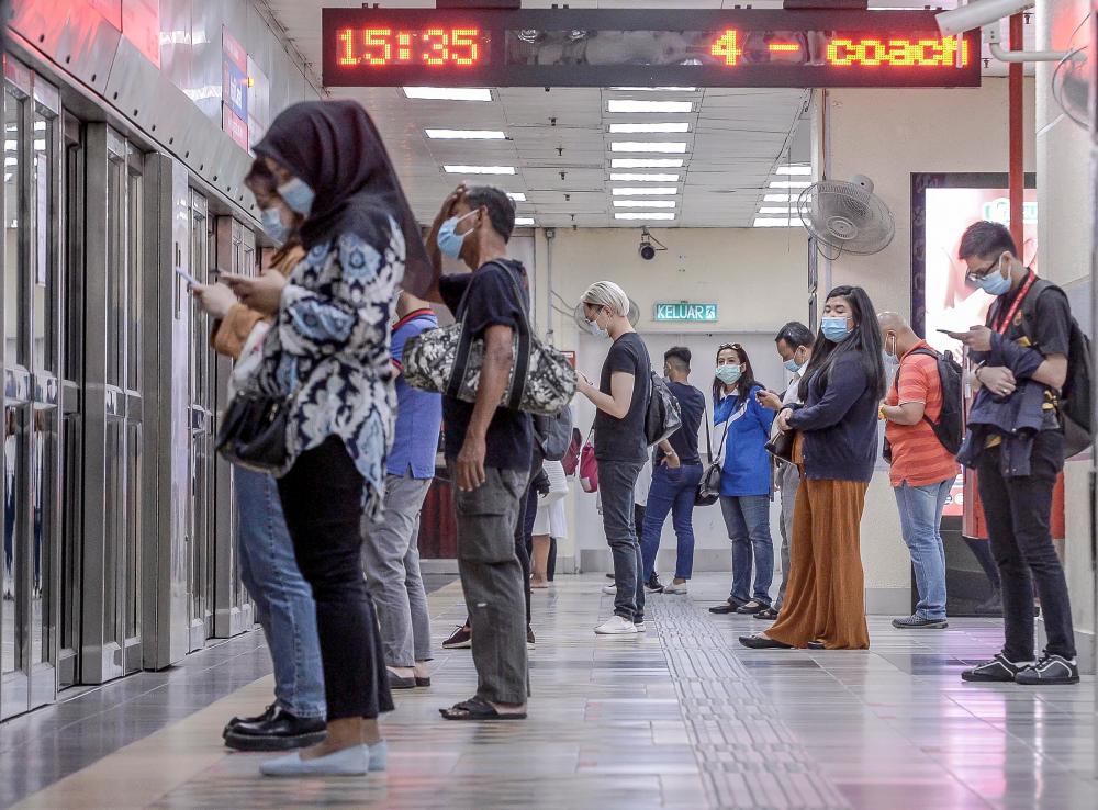 Waktu puncak LRT laluan Ampang/Sri Petaling, Monorel dilanjutkan mulai esok