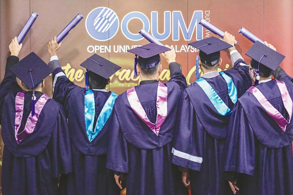 While thousands of varsity students drop out, more prisoners are earning degrees While thousands of varsity students drop out, more prisoners are earning degrees