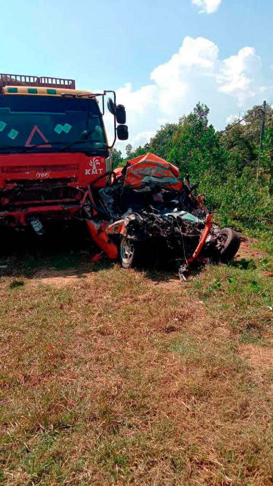 Woman loses brother in crash that killed five family members Woman loses brother in crash that killed five family members