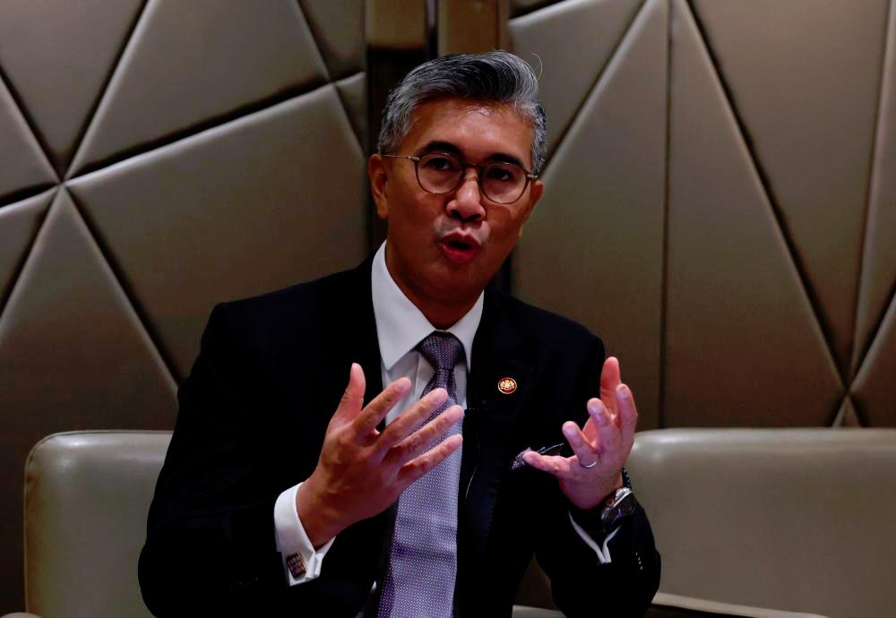 Zafrul: MITI bersiap sedia bantu industri harungi jangkaan kelembapan ekonomi global Zafrul: MITI bersiap sedia bantu industri harungi jangkaan kelembapan ekonomi global