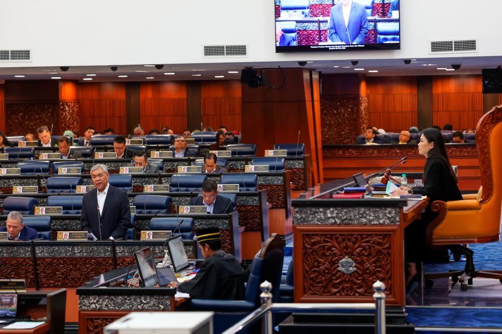Zahid: KKDW, 12 ministries to empower youth entrepreneurship programmes