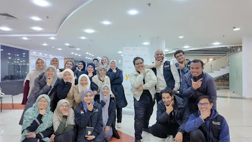 Student volunteers bring Ramadan cheer to Palestinian refugees in Jordan Student volunteers bring Ramadan cheer to Palestinian refugees in Jordan