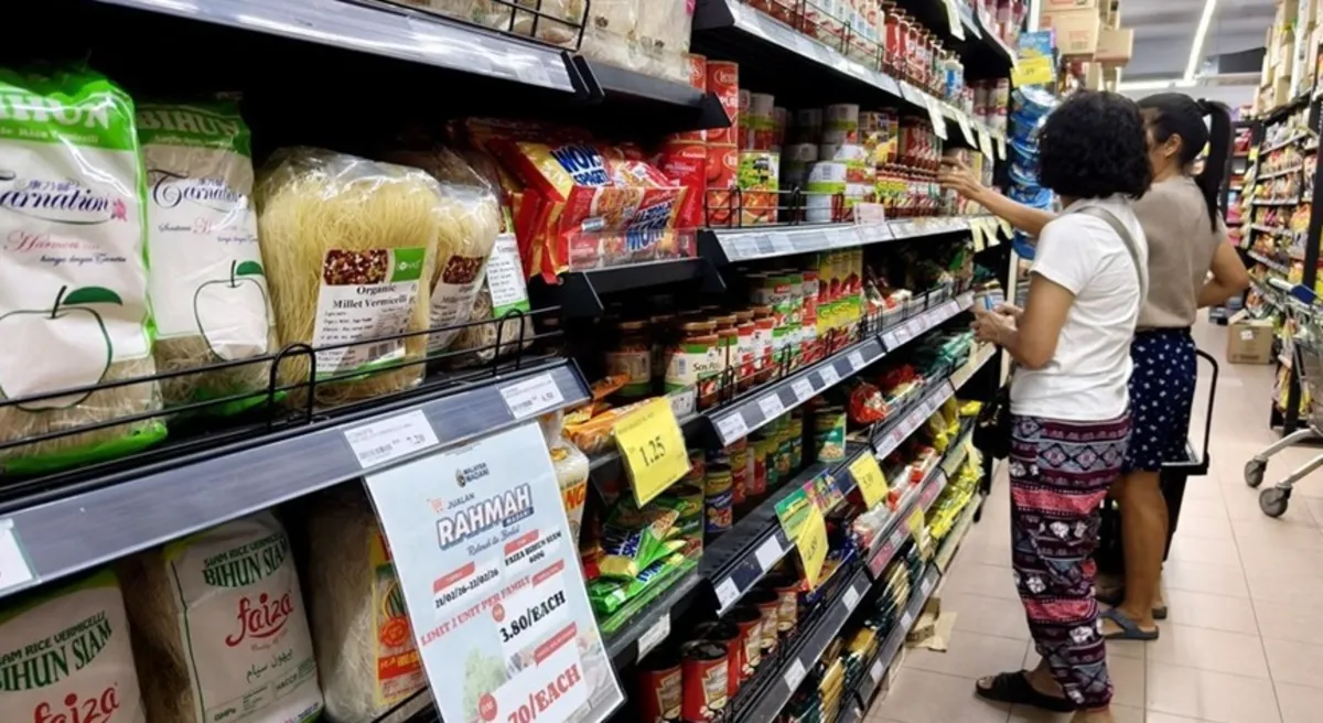 p14-retail-store Wholesale, retail trade sales in January rise 7.3% year-on-year to RM159.8 billion