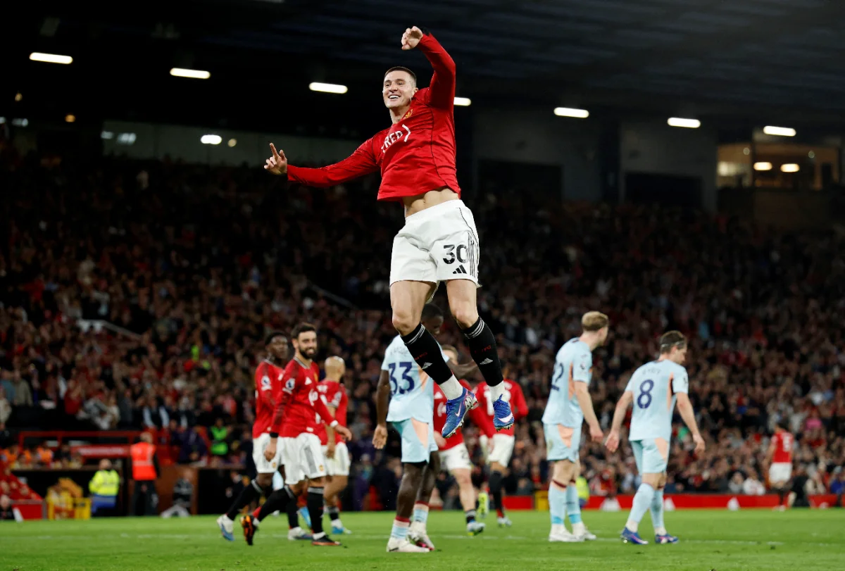 Man Utd beat Brentford to close in on Champions League spot Man Utd beat Brentford to close in on Champions League spot