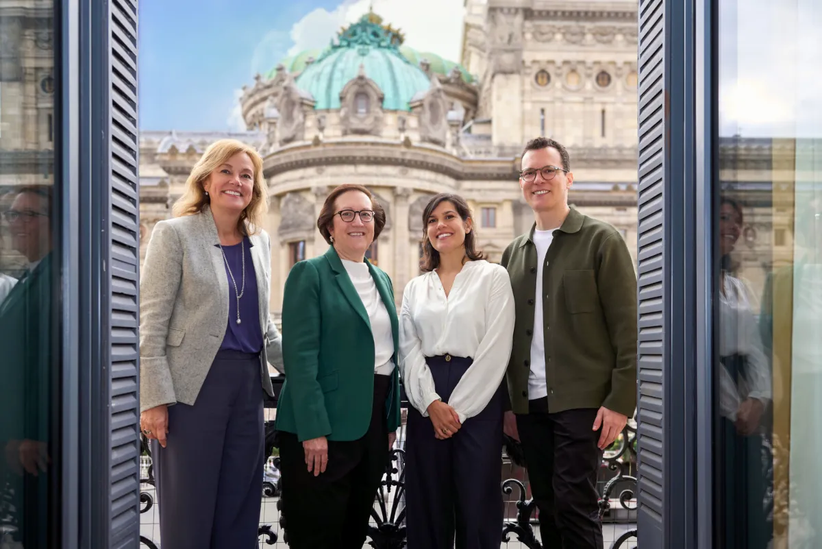 752571-otis-and-wemaintain-leadership-teams-pictured-left-to-right-is-nora-lafreniere-executive-vice Otis takes majority stake in WeMaintain, supporting growth and innovation in service technology