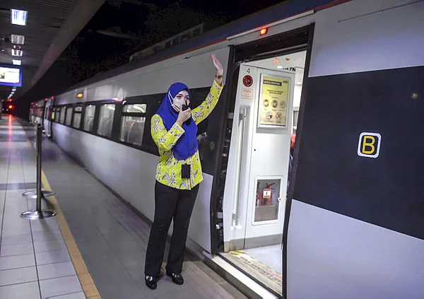 Adib Rawi_KTMB reducing train services MADANI30 ETS and ERT discounts extended until May 14