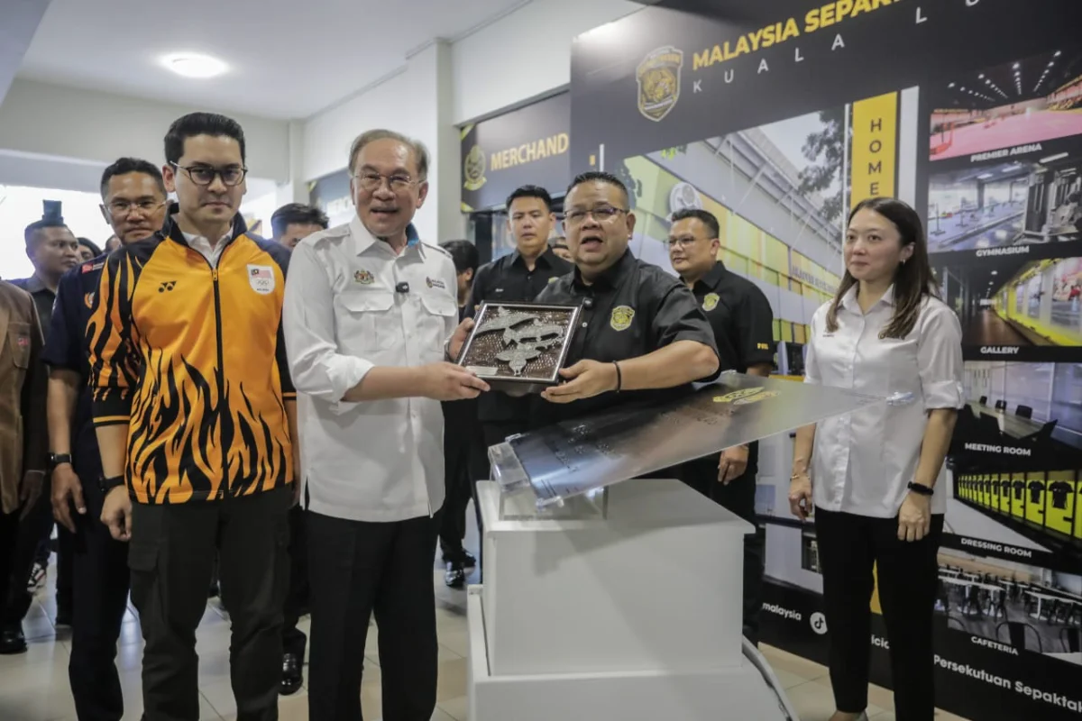 Anwar announces RM2 million allocation for sepak takraw academy to bolster heritage sport Anwar announces RM2 million allocation for sepak takraw academy to bolster heritage sport