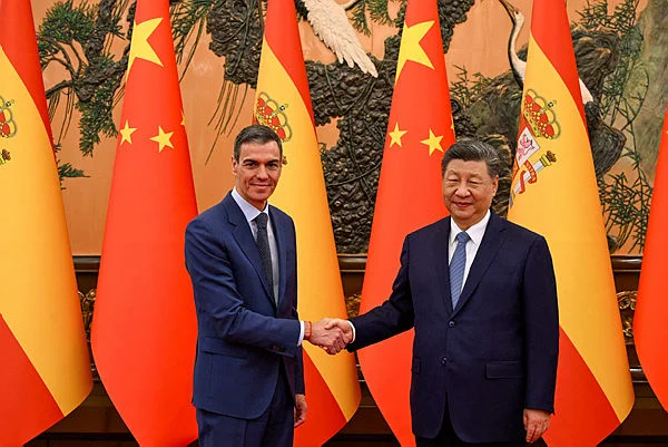 Xi calls for closer ties with Spain in face of global 'chaos'