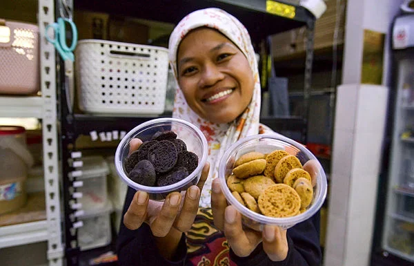 Malaysian entrepreneur's cookie pivot yields five-figure success