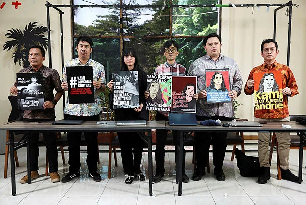 Military charges Indonesian soldiers in acid attack on activist
