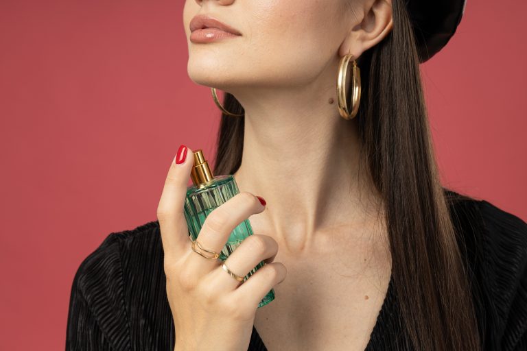 Fresh perfumes can be a signature for those who prefer mass appealing and inoffensive scents.