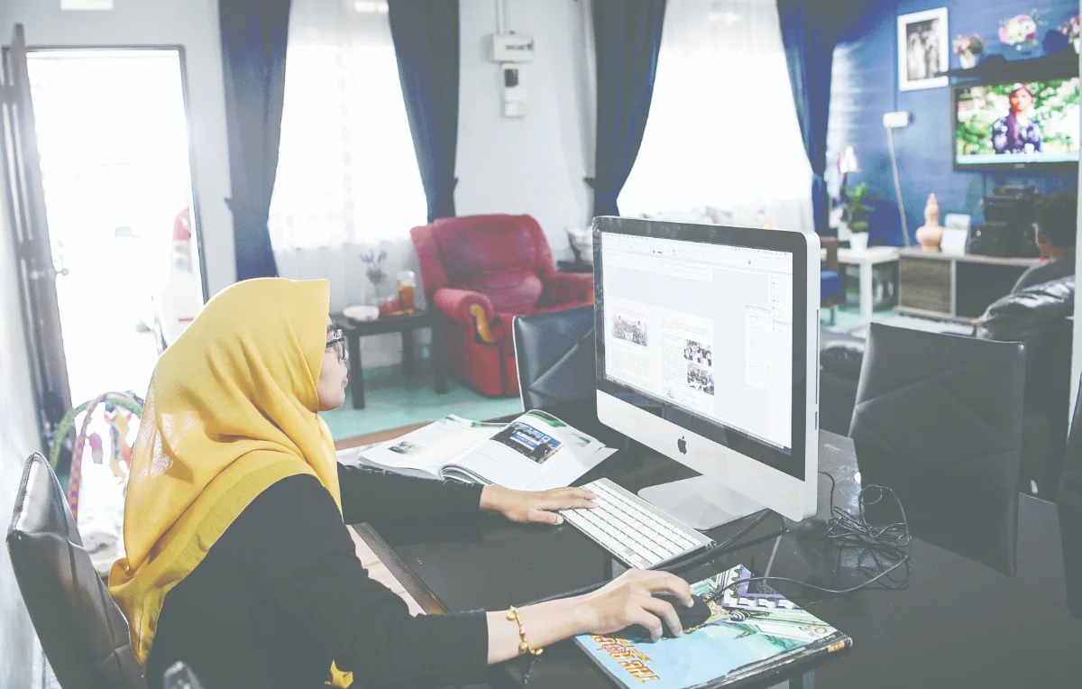 Earning a degree by accrediting experience Earning a degree by accrediting experience