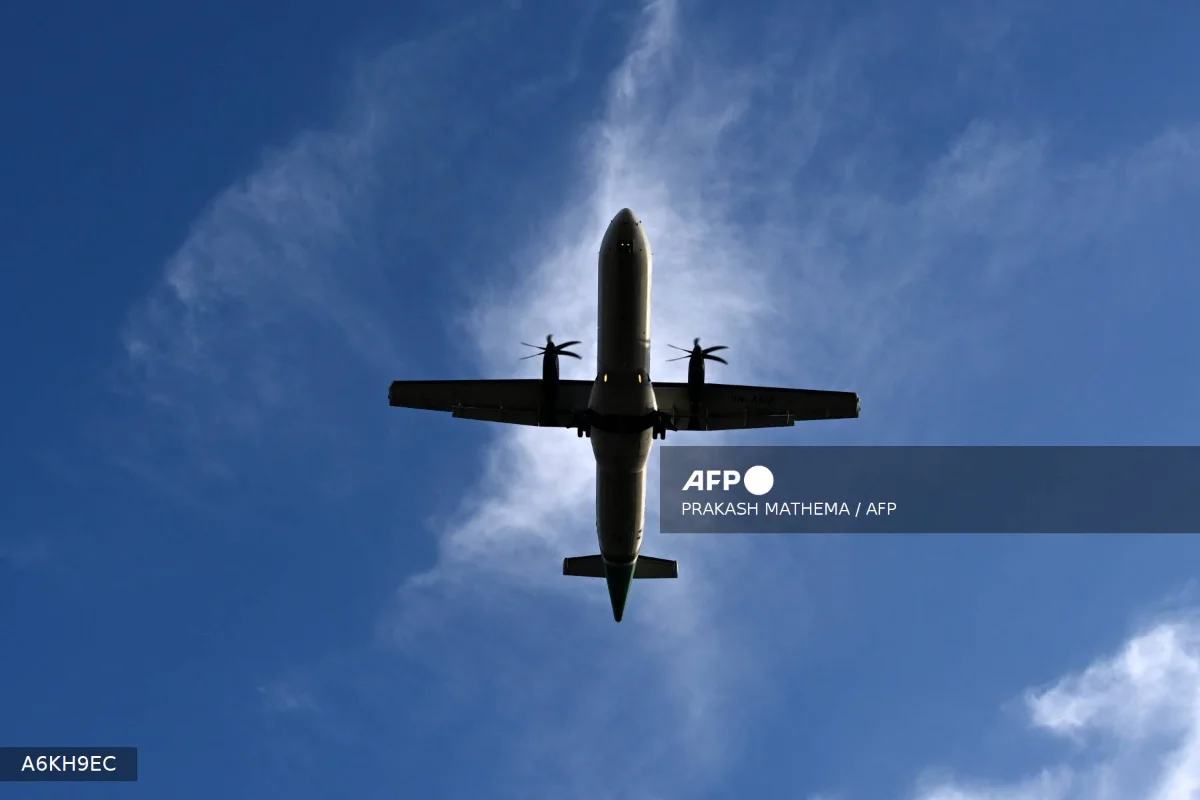 Iran announced partial reopening of airspace Iran announced partial reopening of airspace
