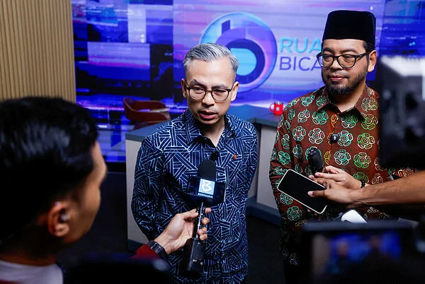 One to be charged, five compounded over fake fuel price news