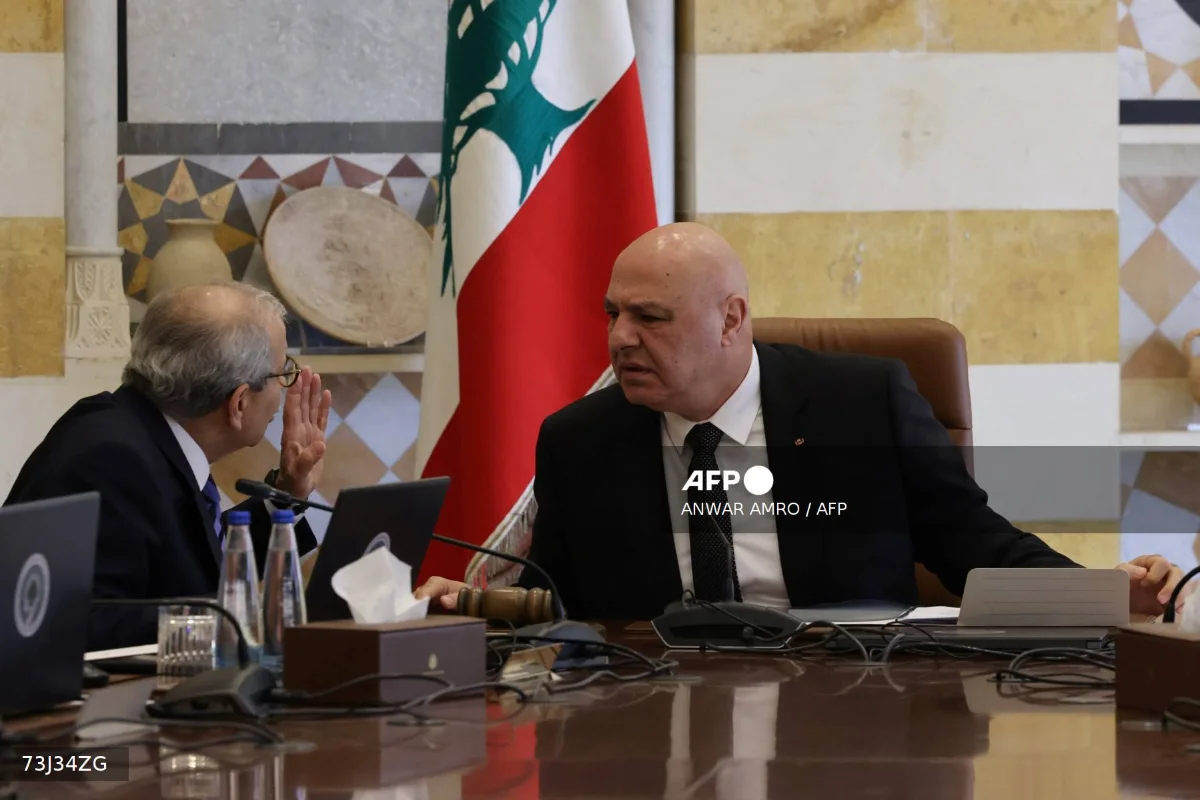 Lebanon president PM discuss readiness for Israel talks Lebanon president, PM discuss readiness for Israel talks