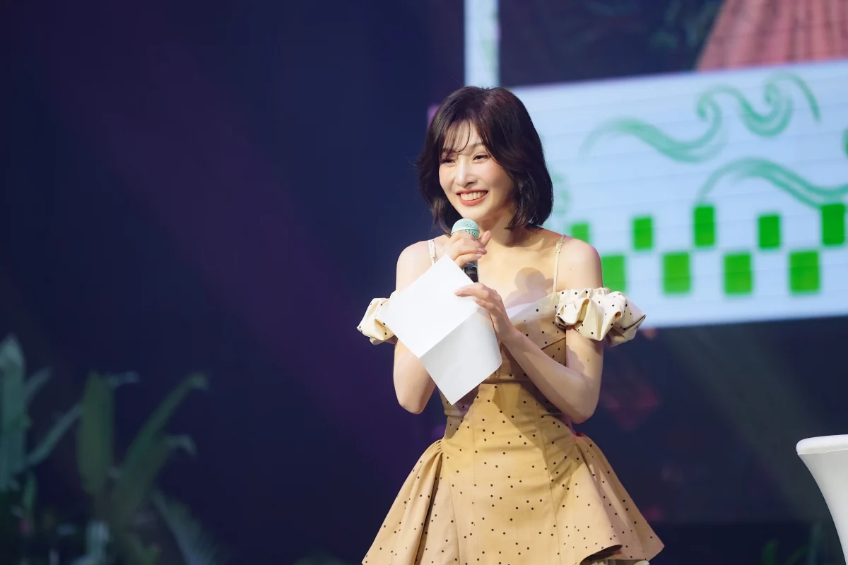 Red Velvet Joy serenades Kuala Lumpur Joy Splash in KL