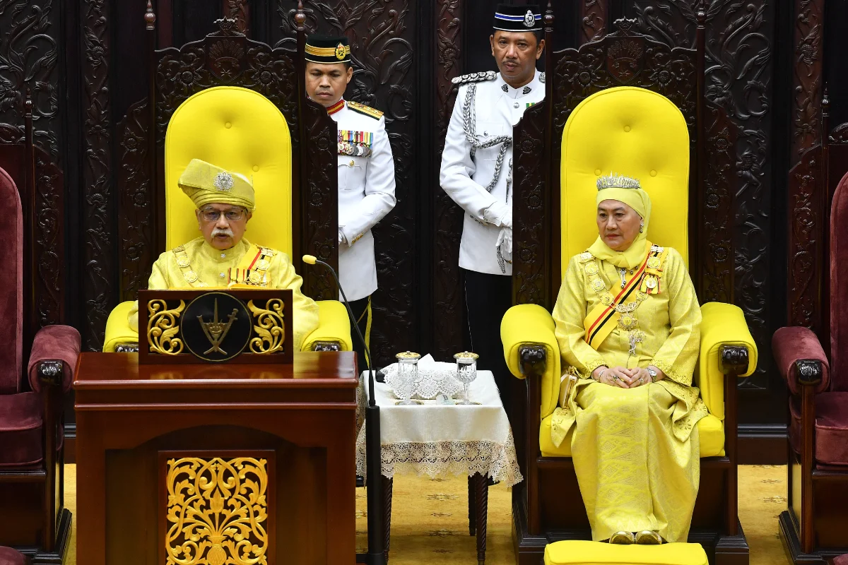 Tuanku Muhriz urges leaders to base decisions on facts, not emotions