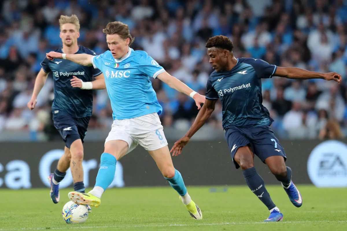 Napolis Serie A title hopes fade after Lazio defeat as Inter close in