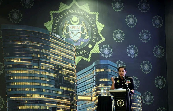 MACC traces RM230m embezzlement funds through banks
