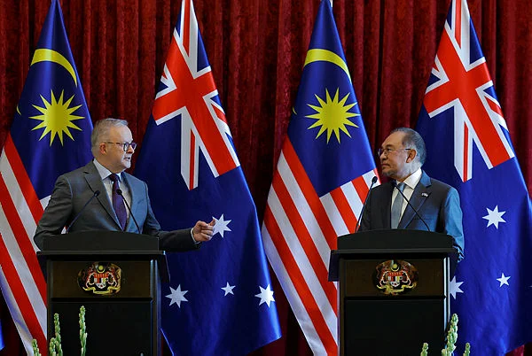 PTJ30_16042026_PM_AUS (1) Malaysia and Australia unite in support of Pope's peace plea