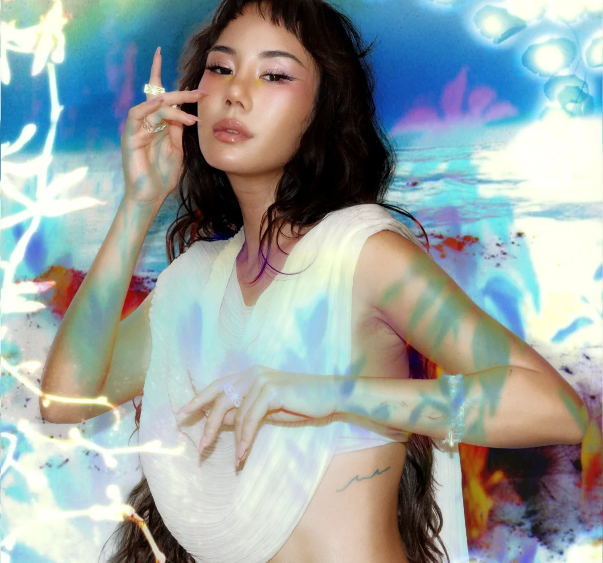 Notep releases Radio, her first signal from EP Pakarang Notep releases Radio, her first signal from EP Pakarang