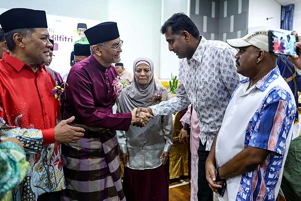 RAYA_KESIHATAN Malaysia secures raw materials for medical devices supply