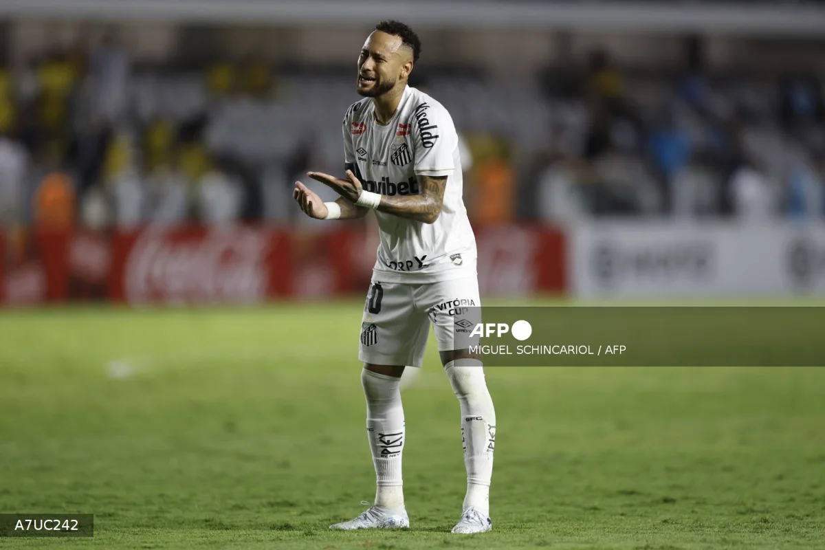 Spanish court confirms Neymars acquittal in Barcelona transfer case