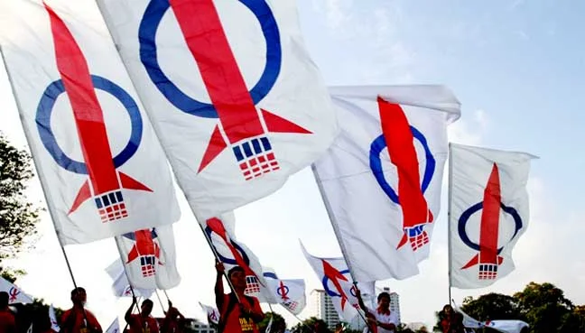 DAP Youth urges PH to reassess BN cooperation over ‘backdoor’ fears