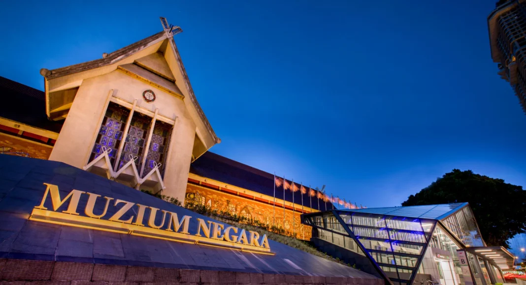 Even with digitisation, there is still value in visiting museums in person. – MUZIUM NEGARA PIC
