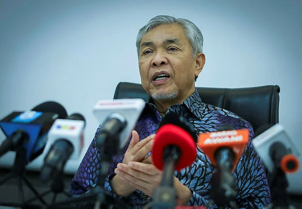 Negeri Sembilan crisis must adhere to state laws and assembly rules - Zahid Negeri Sembilan crisis must adhere to state laws and assembly rules - Zahid