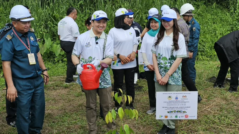 1000 trees planted in Sook for Forests Day celebration 1,000 trees planted in Sook for Forests Day celebration