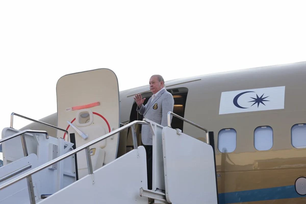 King departs for Moscow at Putin's invitation ahead of Russia's Victory Day King departs for Moscow at Putin's invitation ahead of Russia's Victory Day