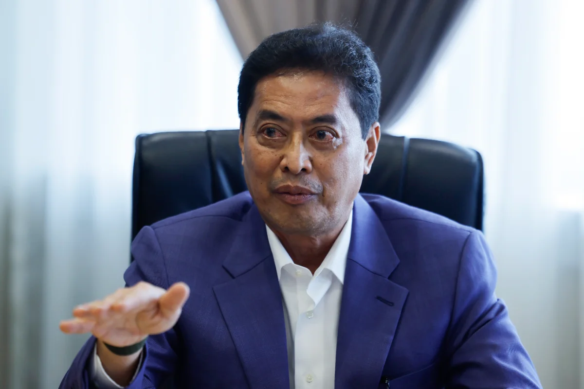 Azam Baki to cooperate with police over intimidation claim