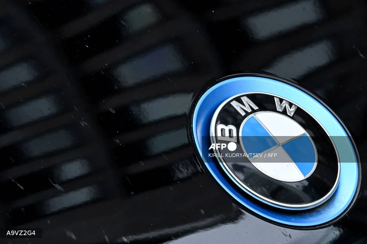 BMW profit plunges as China woes and tariffs weigh BMW profit plunges as China woes and tariffs weigh