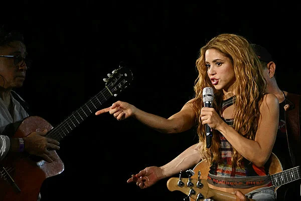 BRAZIL-ENTERTAINMENT-MUSIC Rio's Copacabana beach hosts massive crowd for free Shakira concert