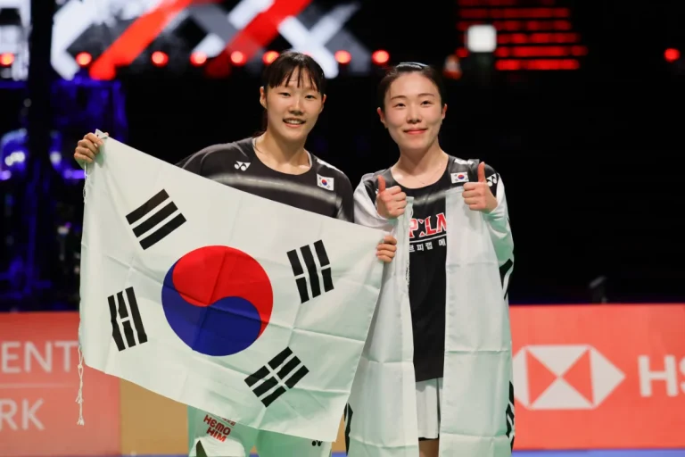 South Korean pair stun China to win Uber Cup title