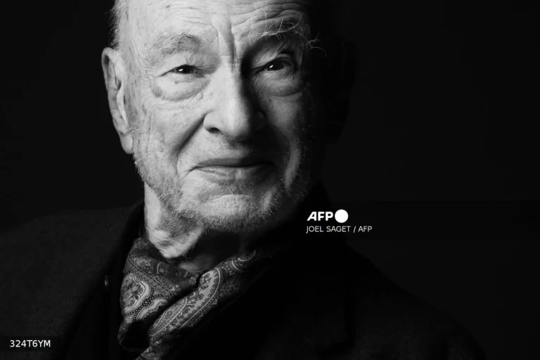 Edgar Morin: French philosopher and intellectual dies at 104