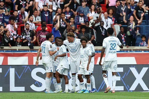 FBL-FRA-LIGUE1-PSG-LORIENT- PSG fringe team held by Lorient as Bayern Munich return leg looms