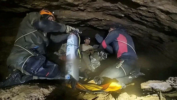 Four more men freed from Laos cave after 10-day ordeal
