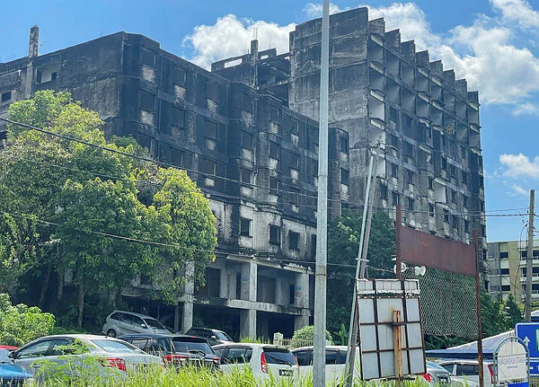 Government mulls option to purchase clause to curb abandoned housing projects Government mulls option to purchase clause to curb abandoned housing projects