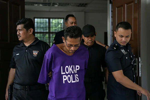 KD01_13052026_MAHKAMAH_BALING Mechanic faces five firearm charges in Baling court