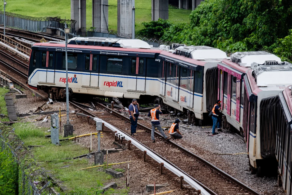 Loke says ‘business-as-usual’ attitude cannot continue after LRT incident Loke says ‘business-as-usual’ attitude cannot continue after LRT incident