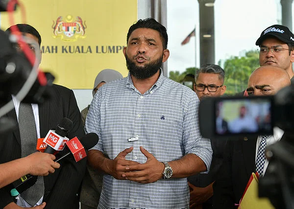 Papagomo ordered to pay Guan Eng and son RM280,000