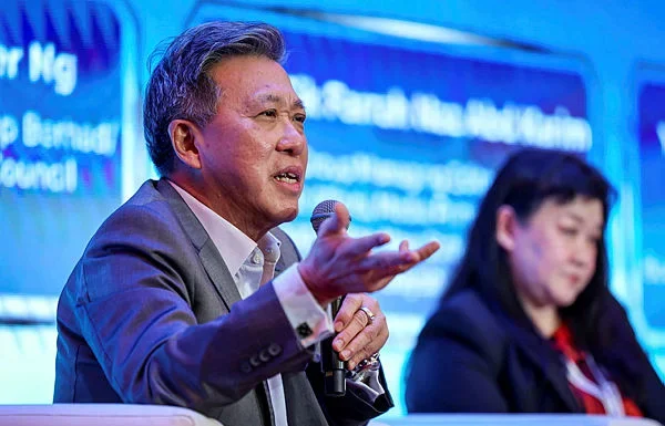 Media organisations must diversify revenue streams, says Wong