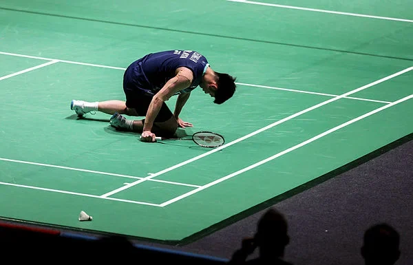 Malaysia's men's singles struggle continues at home