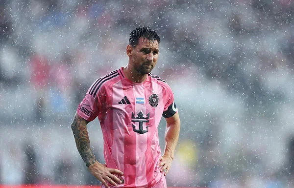 Messi sidelined by hamstring fatigue, World Cup return unclear
